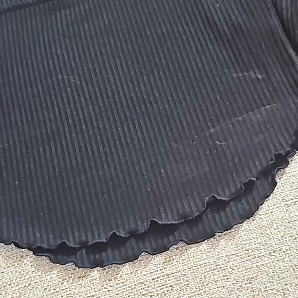 Forever 21 Cropped Sweater square neckline black size medium - Picture 3 of 8